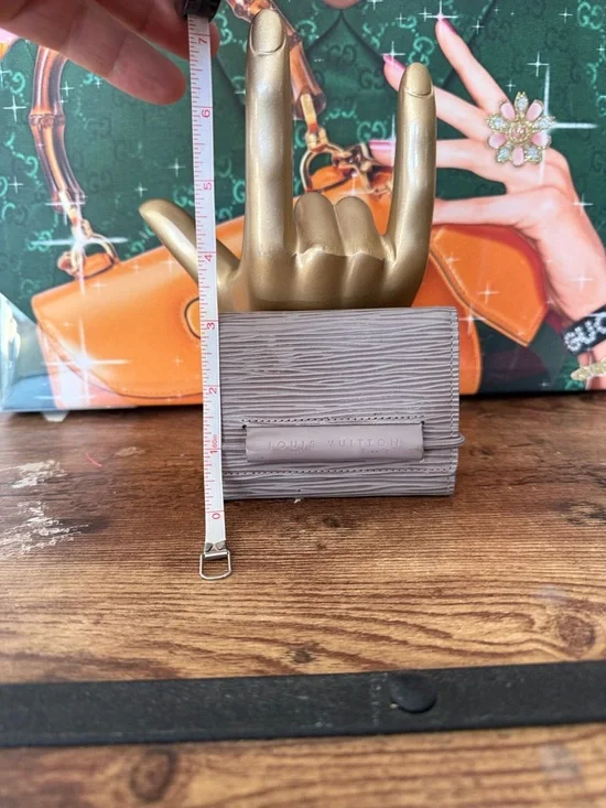 Louis Vuitton Taupe Epi Leather Small Wallet. Rehab torn elastic - Picture 6 of 9